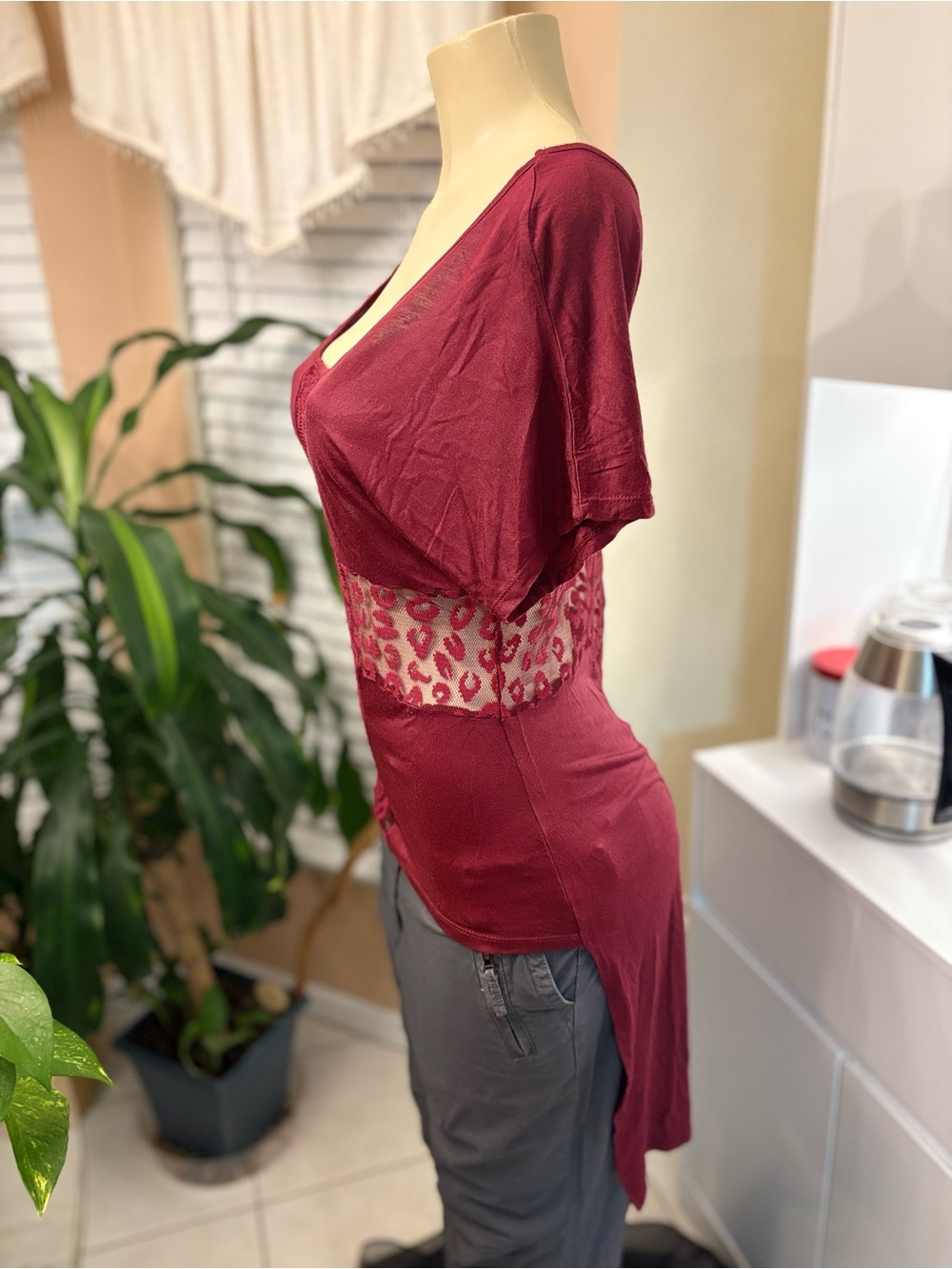 Women's Burgundy Lace-Panel Short Sleeve tunic shirt/ high-low